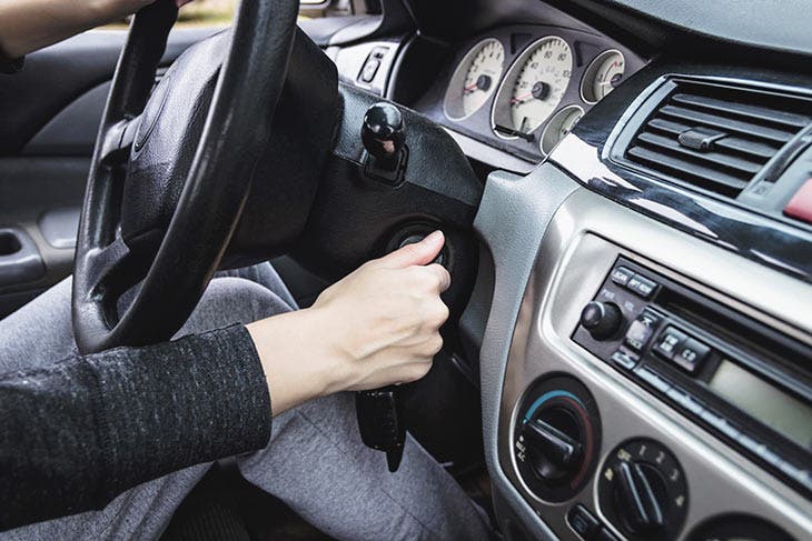 Démarrer une voiture