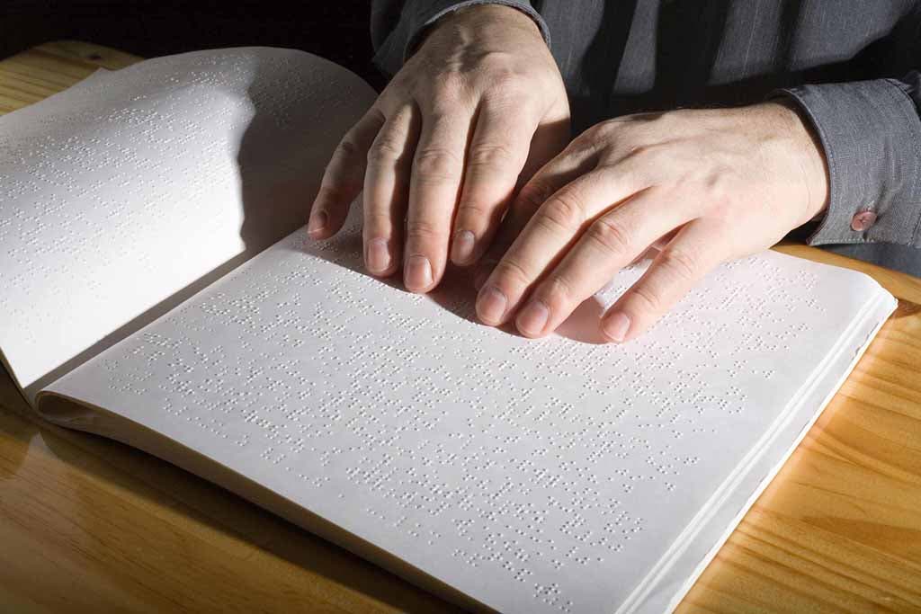 Livre en braille