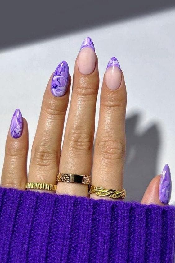 Ongles de printemps en violet1