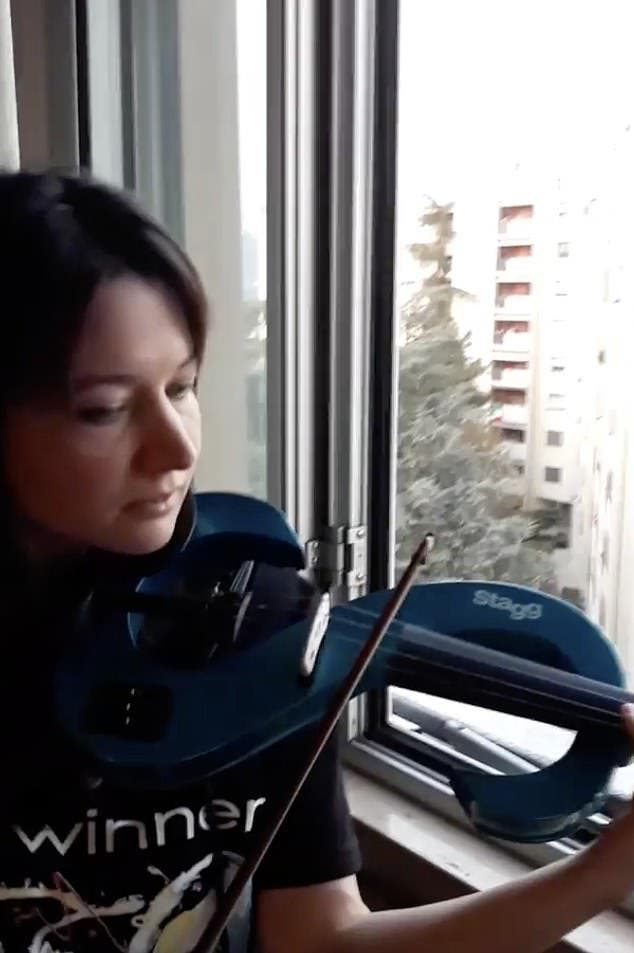 Paola Violon