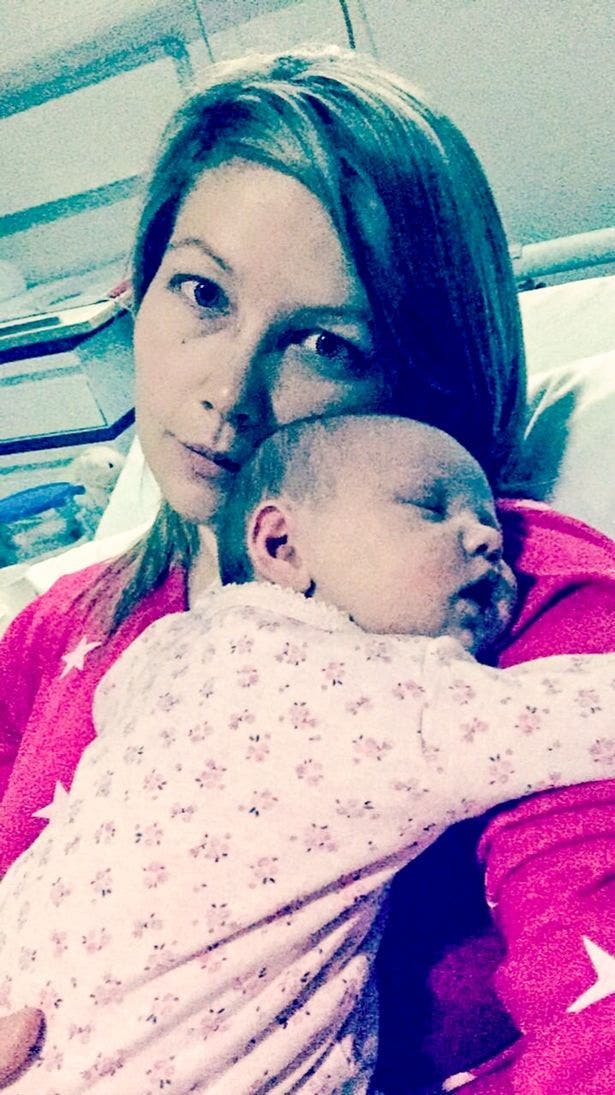 Son bébé à cessé de respirer après 2 heures sur un siège auto