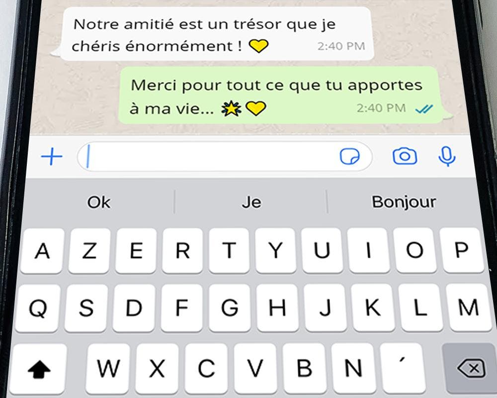 Répondre à l’émoji coeur jaune