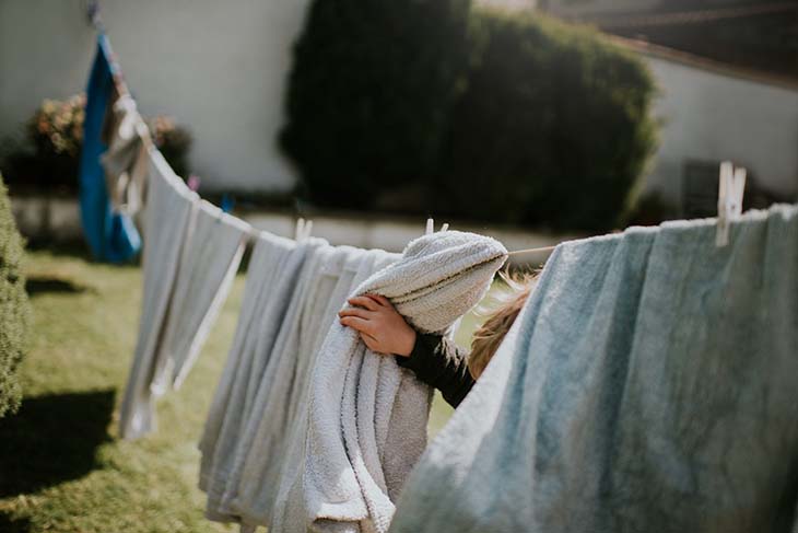 Tendre le linge 